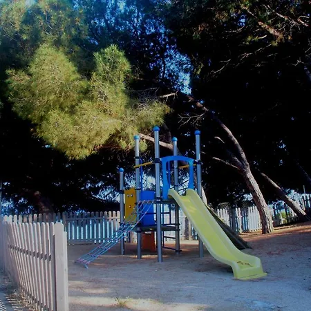 Kanguro Kemping 2*